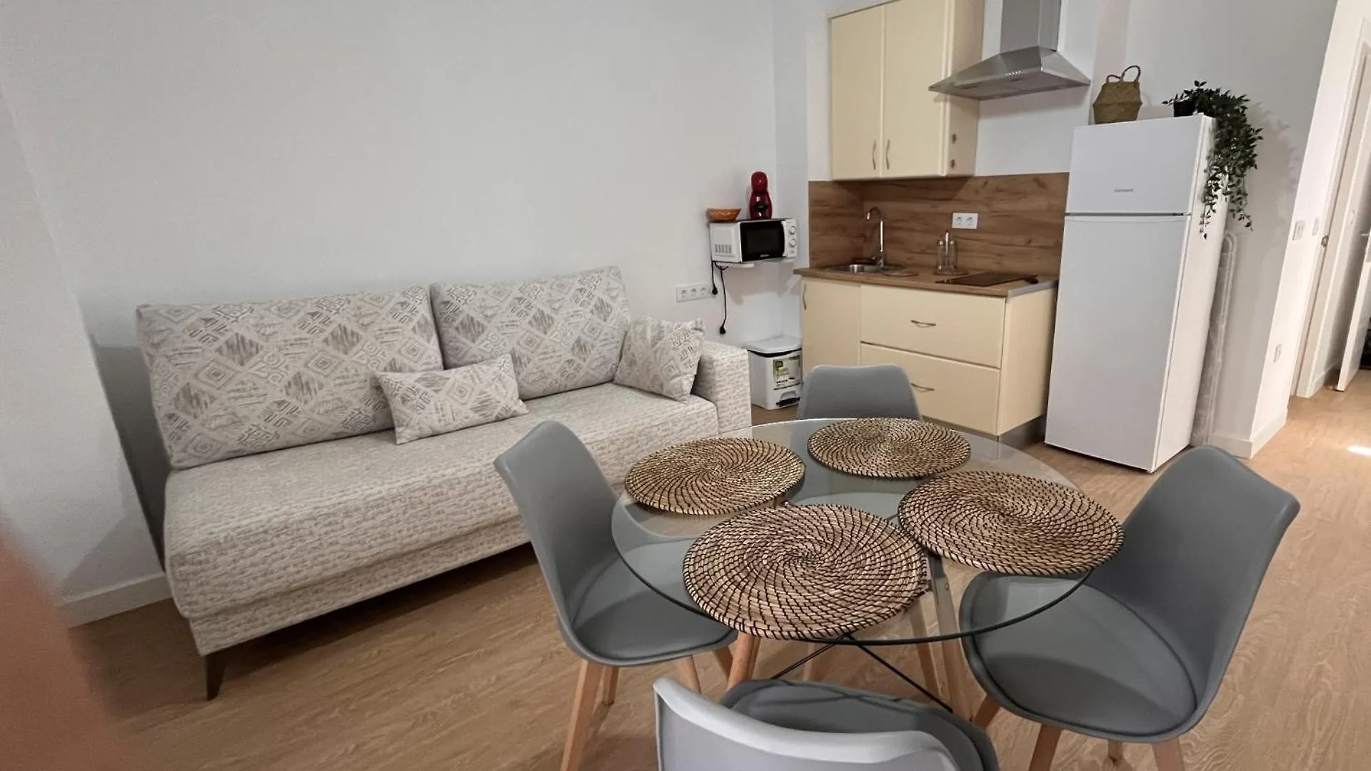 Apartamentos Larios Centro Sanlucar de Barrameda Spain
