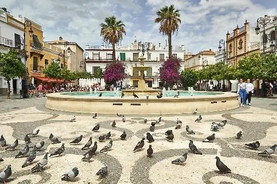 Apartamentos Larios Centro Sanlucar de Barrameda Spain